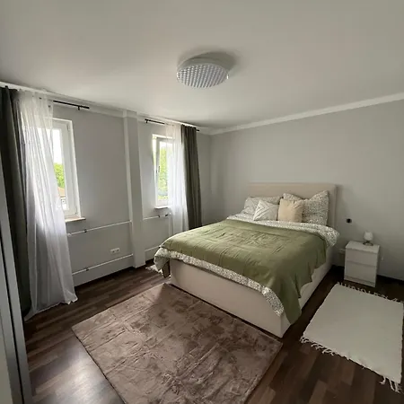 Modern, Fully Furnished 3-room Διαμέρισμα Groß-Gerau